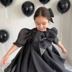Siyah Tam Kloş Uçuş Uçuş Karolin Abiye Kız Çocuk Elbise