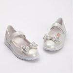 Beyaz Kaymaz Taban Kız Çocuk Fiyonklu Şık Babet